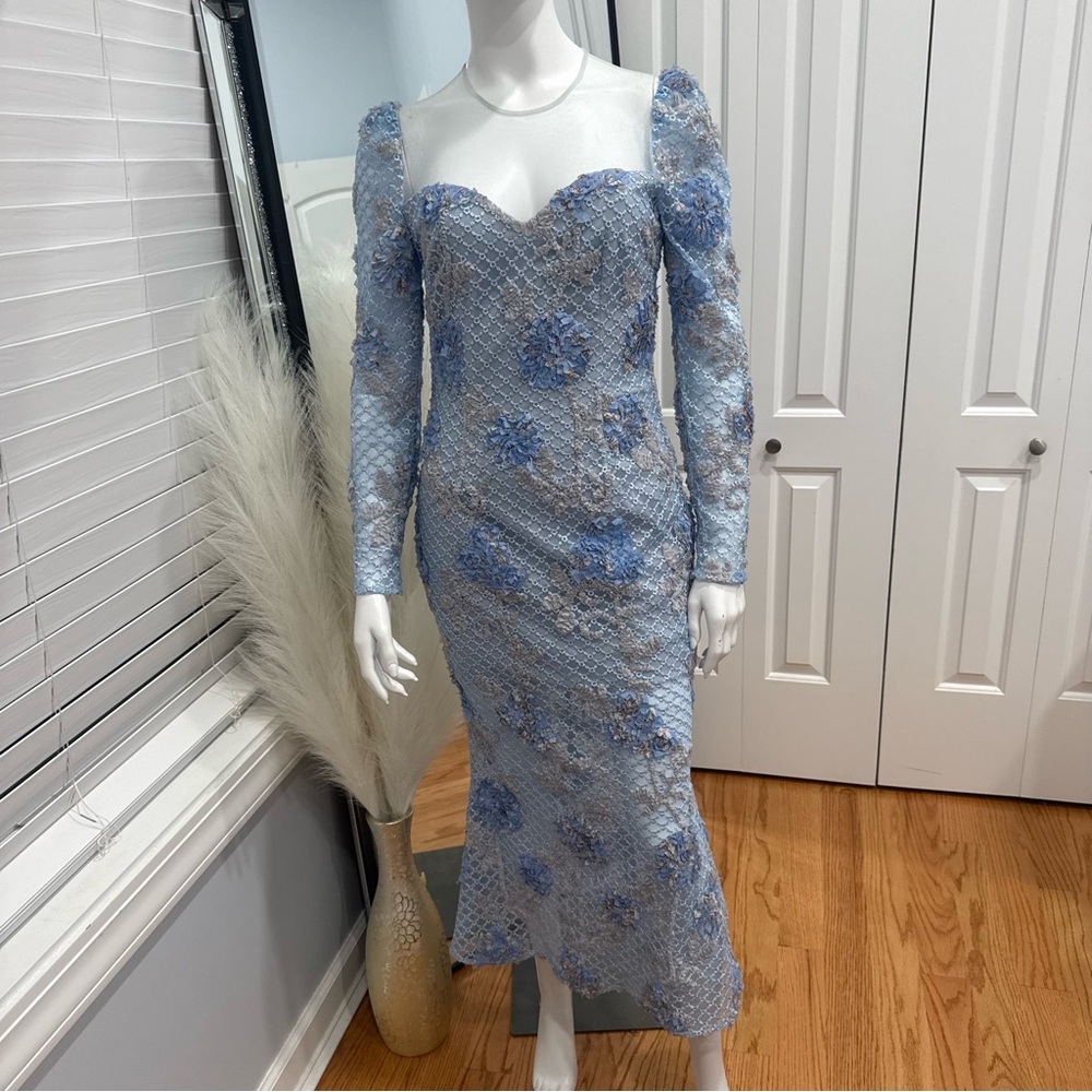 Elliatt Light Blue Floral Lace Long Sleeve Midi Dress